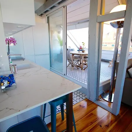 דירה Loft En Duplex Avec Terrasse Halles ביאריץ